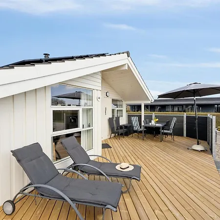 Tjakko - 900m From The Sea By Interhome Hébergement de vacances